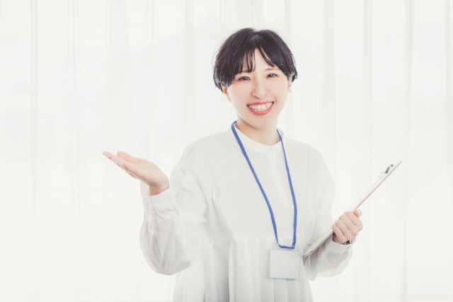 学習する女の子