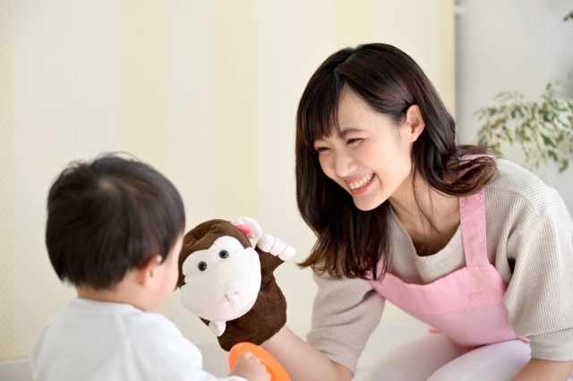 保育士資格はどんな資格？取り方は？他の資格との違いやおすすめのスキルアップ資格も紹介